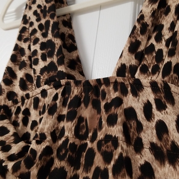 🚫SOLD🚫🔹️🐆🔹️Leopard🔹️🐆🔹️Cocktail Dress - Picture 4 of 4